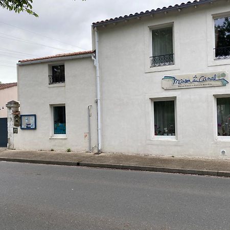 La Maison Du Canal De Rompsay - 5 Min De La Rochelle Bed and Breakfast Périgny Εξωτερικό φωτογραφία